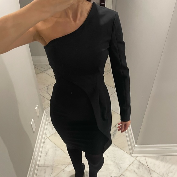 Yigal Azrouel one shoulder black dress - Picture 3 of 11